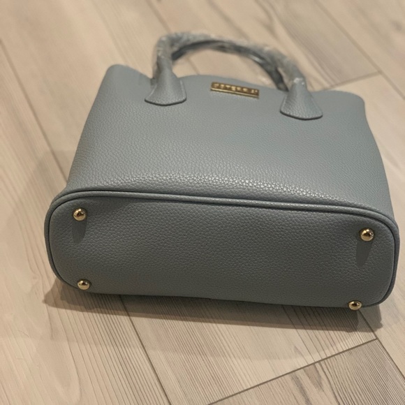 Doterra - Purse - Essential Oil Bag - Picture 4 of 10